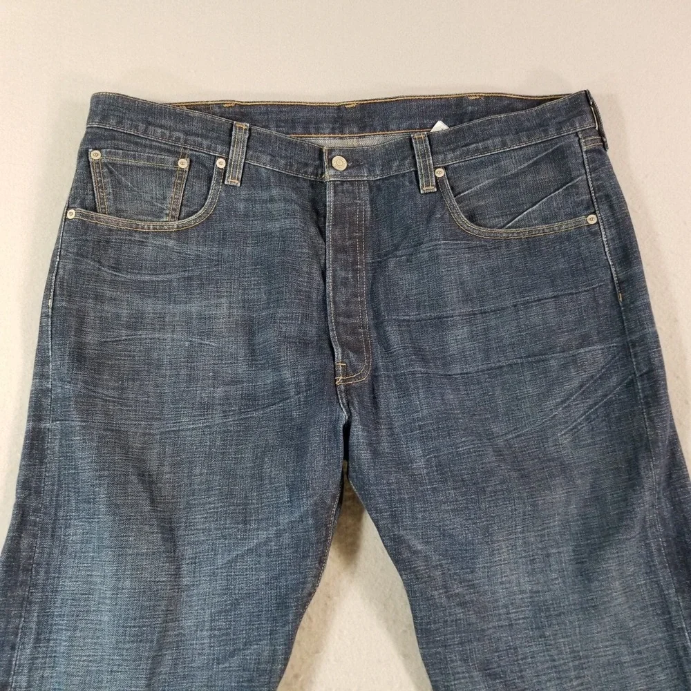 Levi's 501 jeans men's 40 x 30 regular fit straight blue button fly denim pants